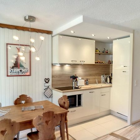 Les Menuires : 3 Pieces Renove 40M² Avec Parking Couvert Et Equipement Complet, Au Pied Des Pistes - Fr-1-178-380 سان-مارتن-دي-بيفيل المظهر الخارجي الصورة