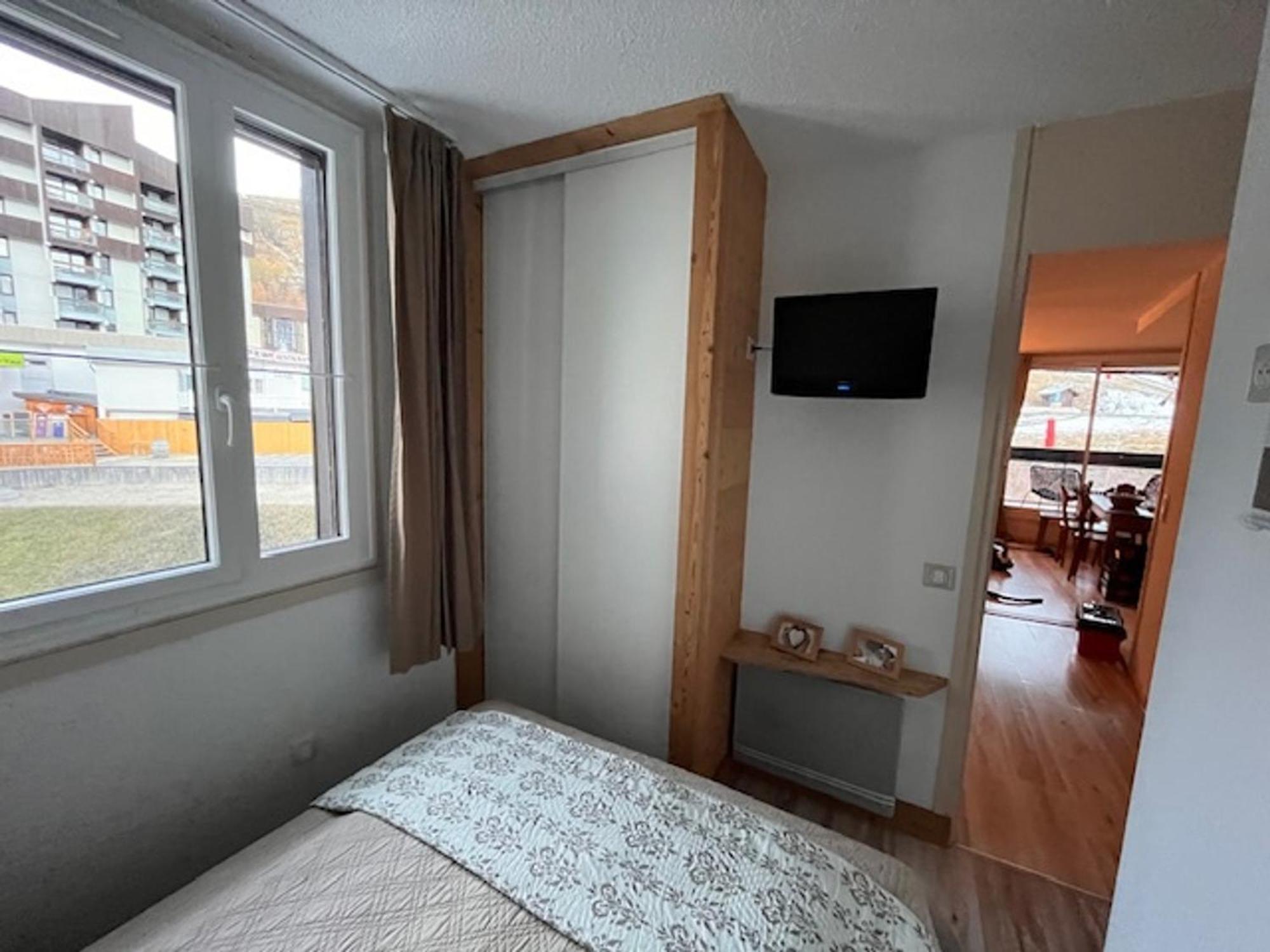 Les Menuires : 3 Pieces Renove 40M² Avec Parking Couvert Et Equipement Complet, Au Pied Des Pistes - Fr-1-178-380 سان-مارتن-دي-بيفيل المظهر الخارجي الصورة